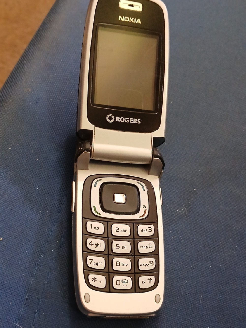 Nokia Flip Phone in Silver and Black